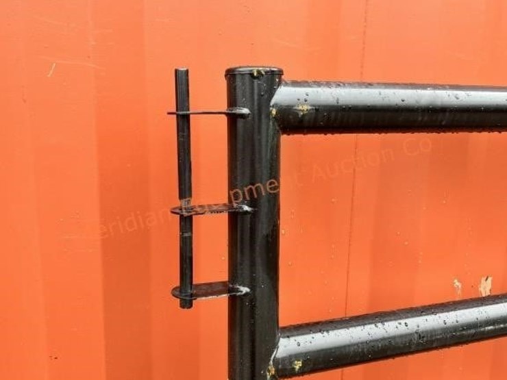 9.5'-x-5-hd-cattle-panel-new,-bid-$-x-4-image-3
