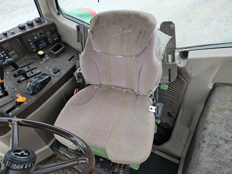 john-deere-7420-image-10