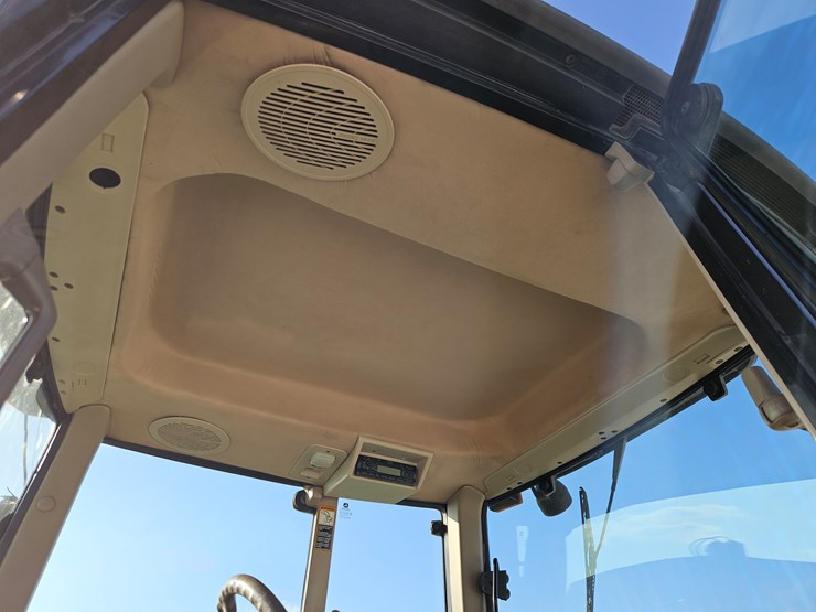 john-deere-7130-image-12