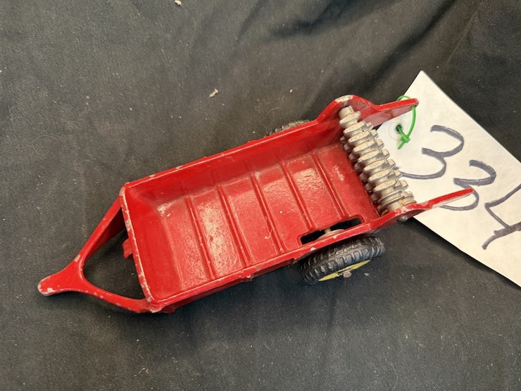 massey-ferguson-11-image-2