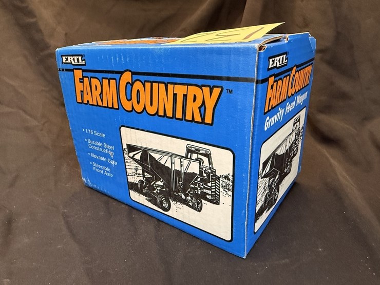 ertl-farm-country-gravity-feed-wagon-image-3