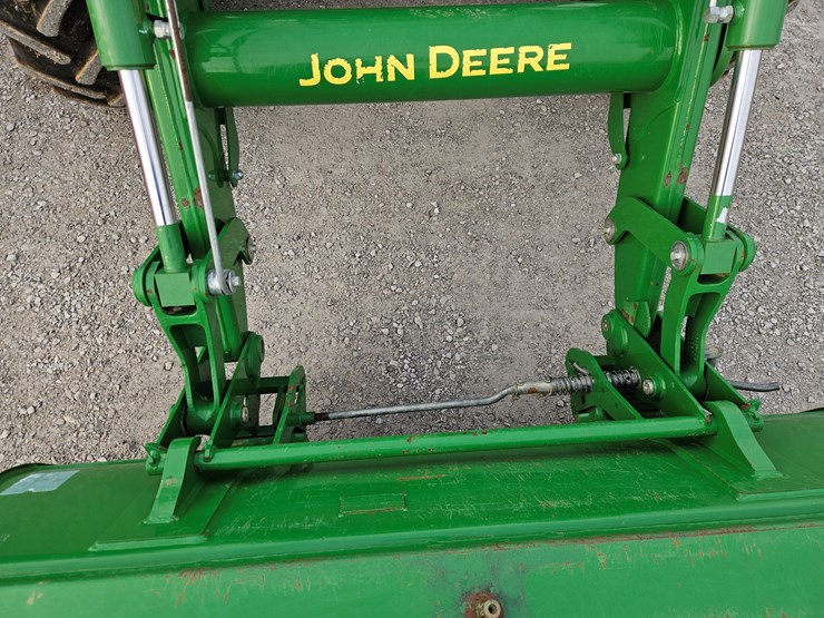 john-deere-6120e-image-5