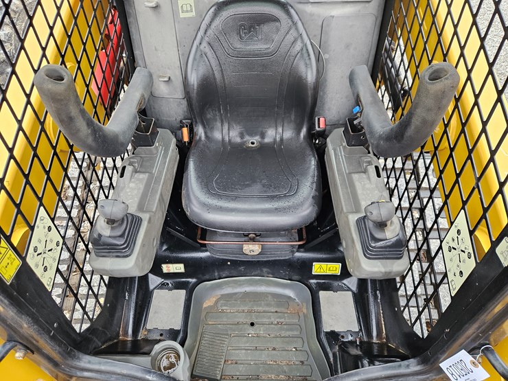 caterpillar-239d3-image-9