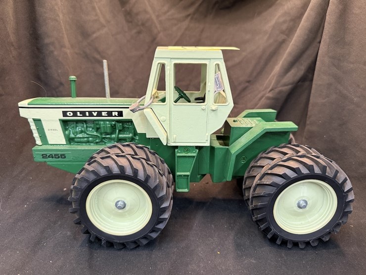 oliver-2455-image-6