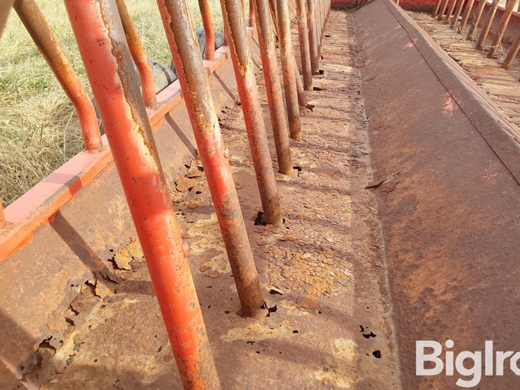 apache-wfw24a2-24'-feeder-wagon-image-20