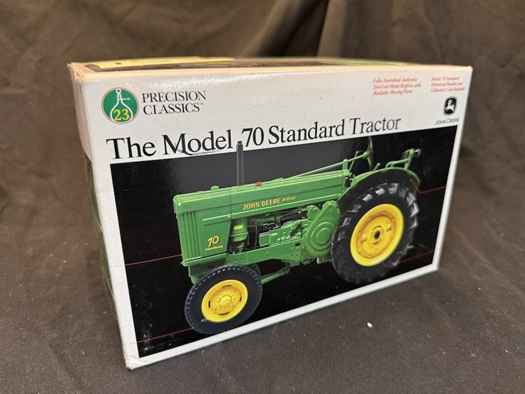 ertl-precision-john-deere-model-70-standard-image-1