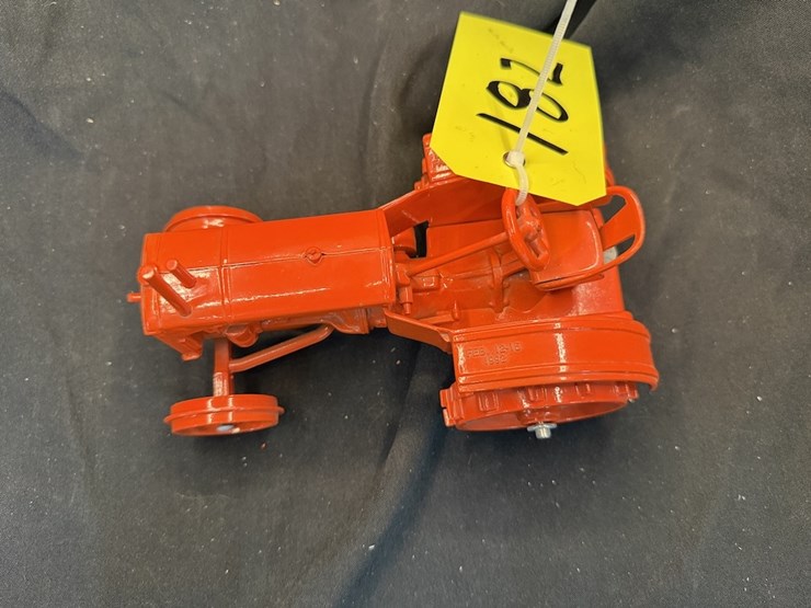 scale-models-allis-chalmers-u-image-2