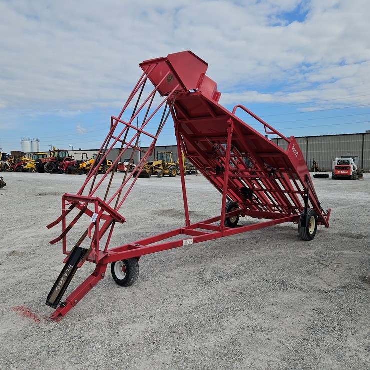 #203874 • Kuhns 1534 Accumulator