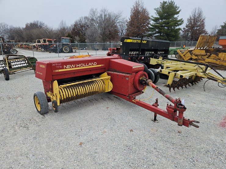 new-holland-316-image-1