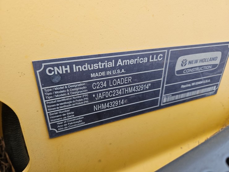 new-holland-c234-image-17