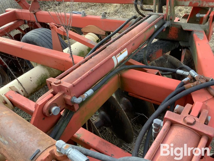 krause-20'-double-offset-disk-harrow-image-9
