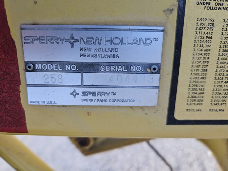 new-holland-258-image-4