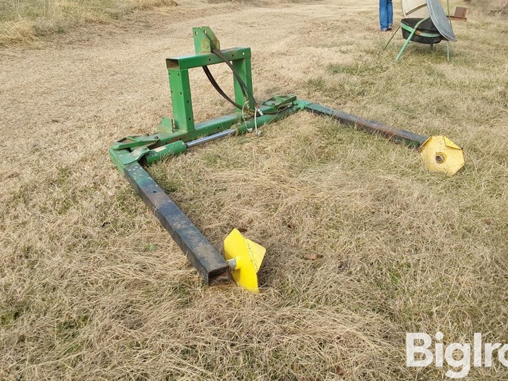 3-pt-bale-unroller-image-7