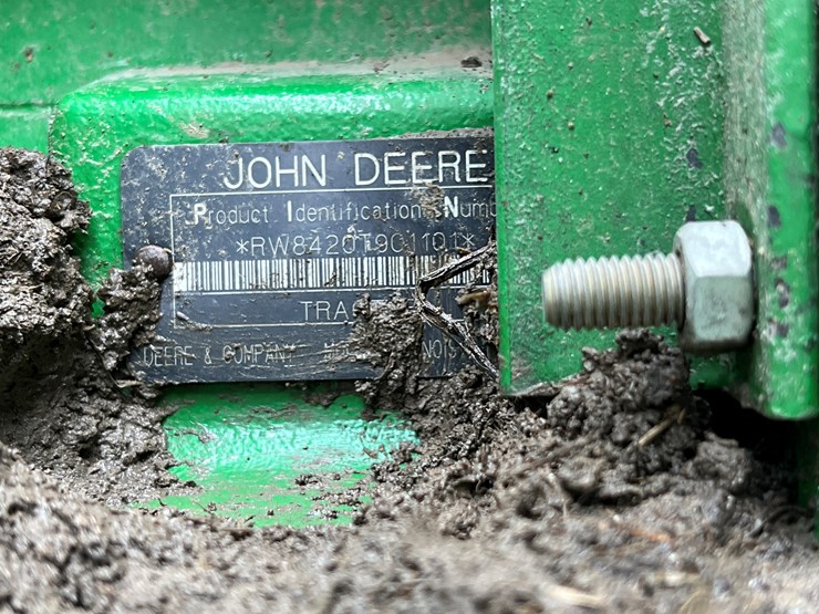 john-deere-8420t-image-26