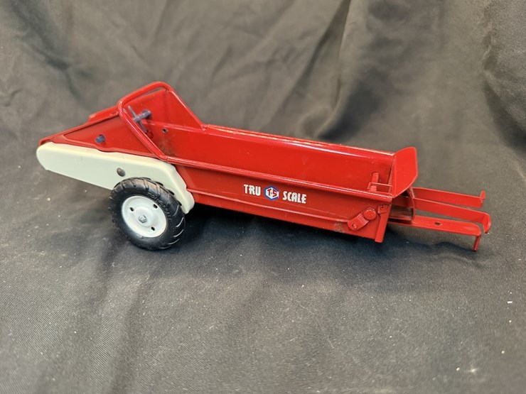 tru-scale-spreader-image-4