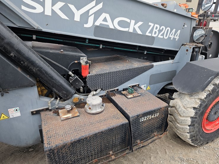 skyjack-zb2044-image-16
