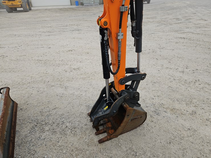 develon-dx42-7-image-25