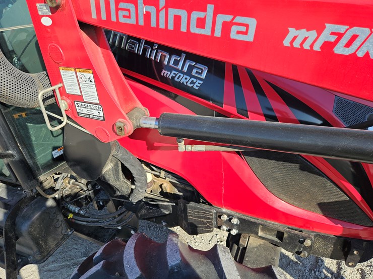 mahindra-mforce-100s-image-8