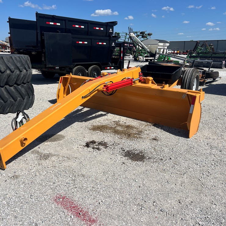 #206646 • Industrias America 120R Grader Blade