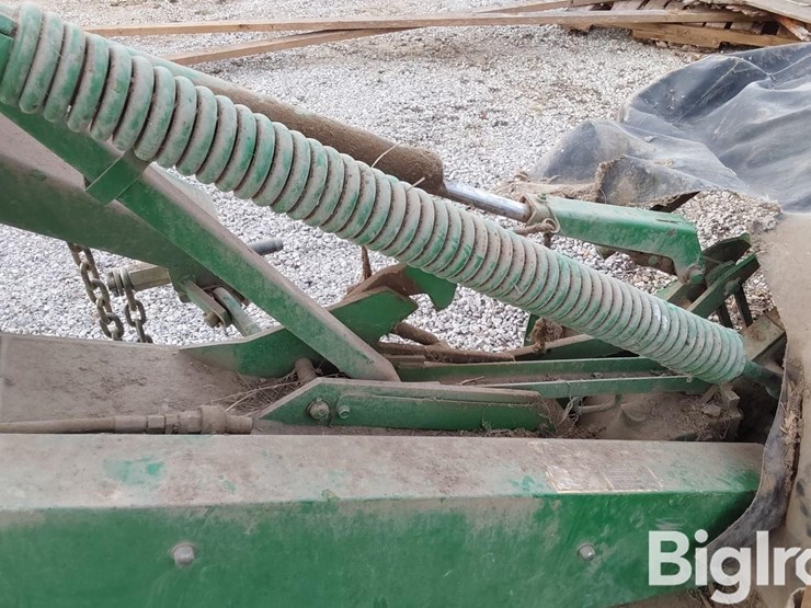 john-deere-275-image-17