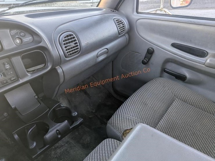 1999-dodge-ram-3500-image-23