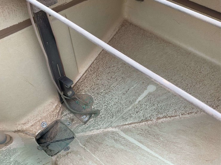 case-ih-cyclo-air-6-row-planter-image-63