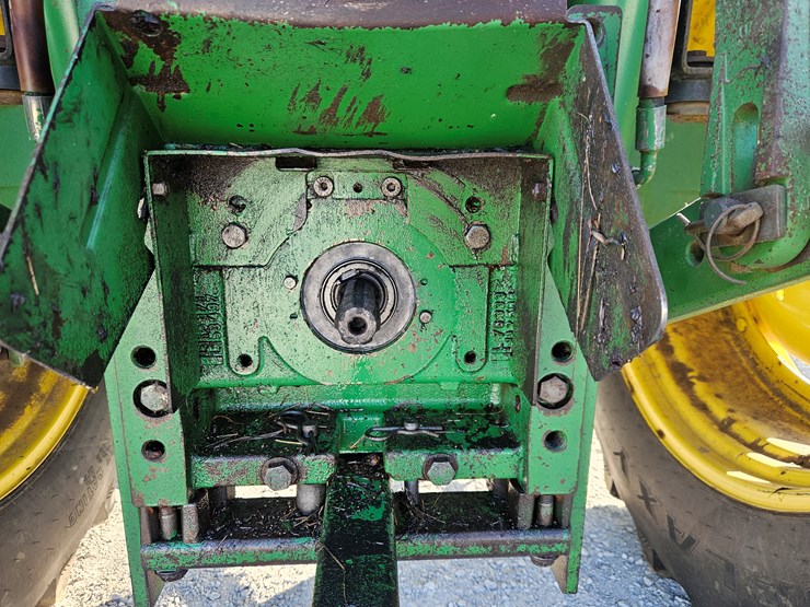 john-deere-7130-image-10
