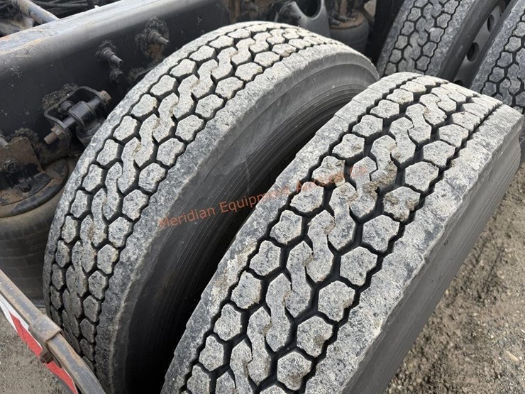 international-prostar-image-21