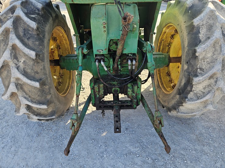 john-deere-4620-image-11