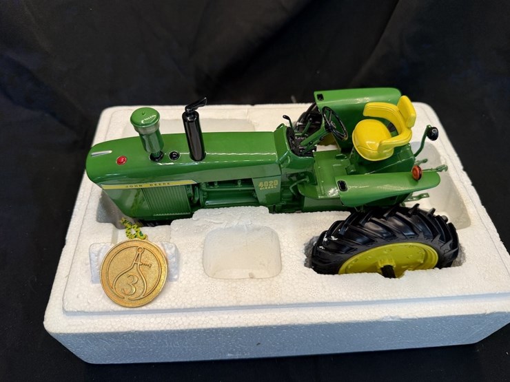 ertl-precision-john-deere-4020-diesel-image-4