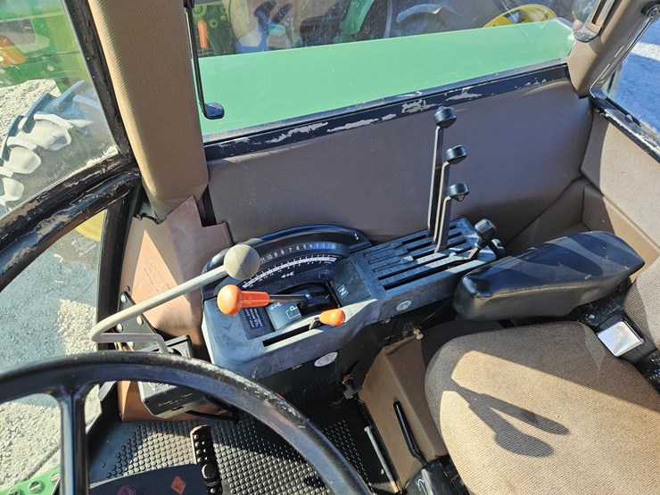 john-deere-4450-image-19