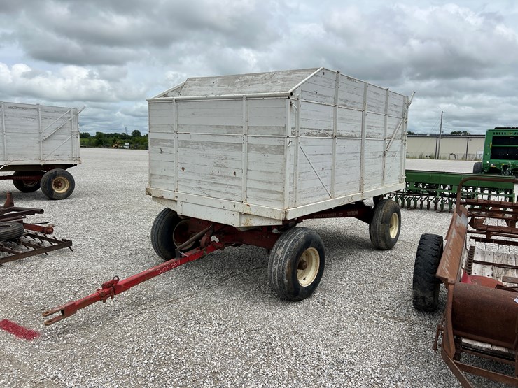 #204564-•-westendorf-gravity-wagon-image-1