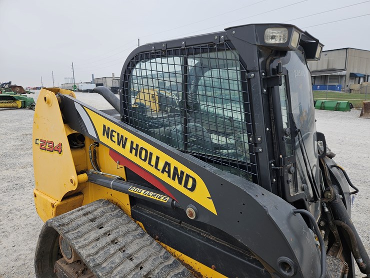 new-holland-c234-image-11