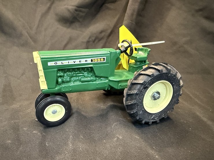 scale-model-oliver-1855-image-1