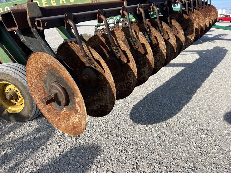 john-deere-355-image-7