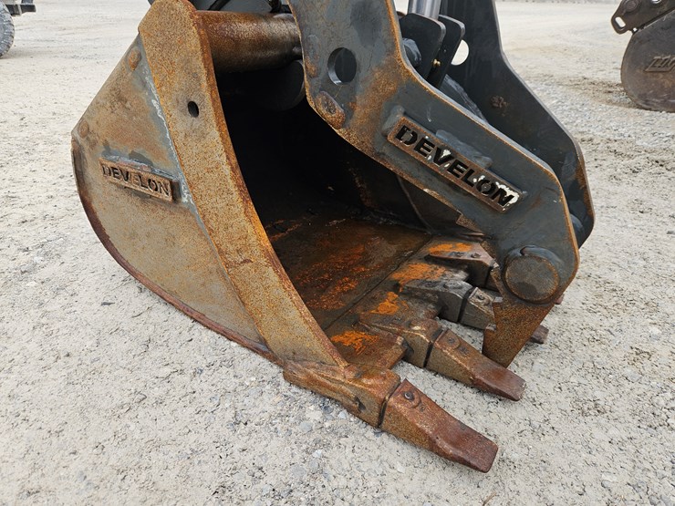 develon-dx42-7-image-2