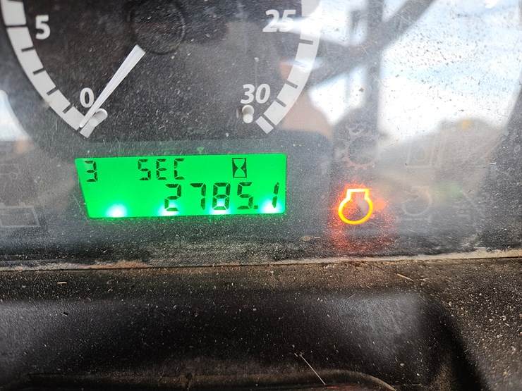 john-deere-6115d-image-10