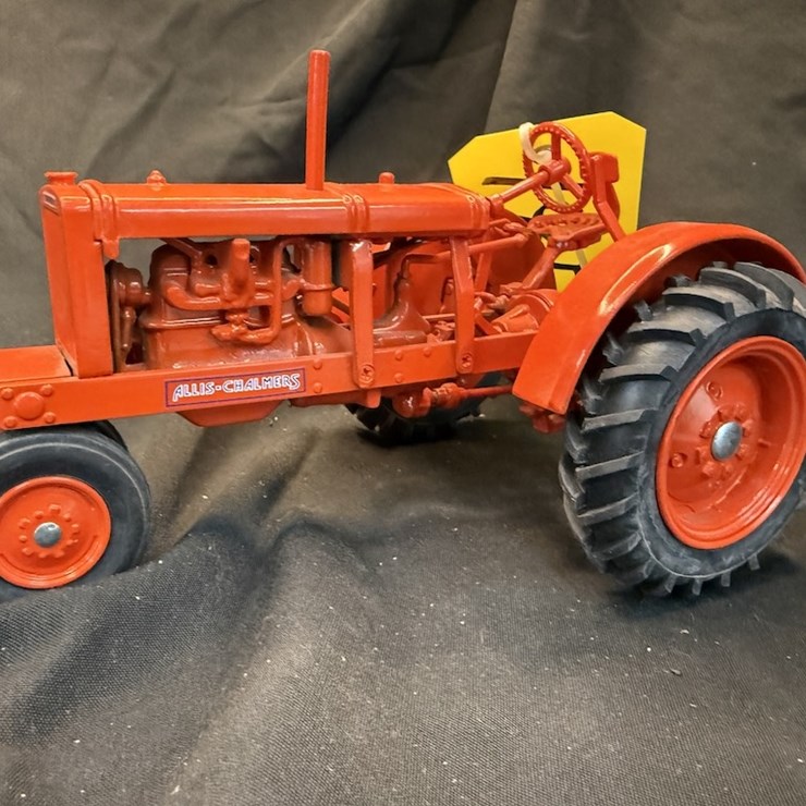 Ertl Allis Chalmers WC