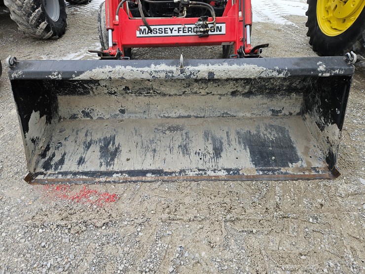 massey-ferguson-4253-image-3