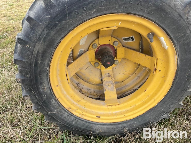 new-holland-144-image-17