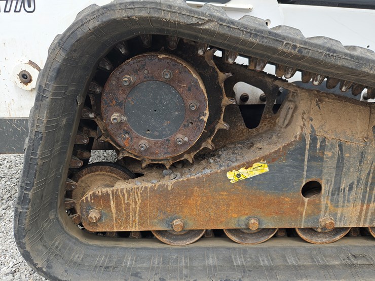 bobcat-t770-image-14