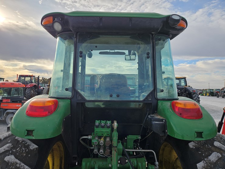 john-deere-6115d-image-13