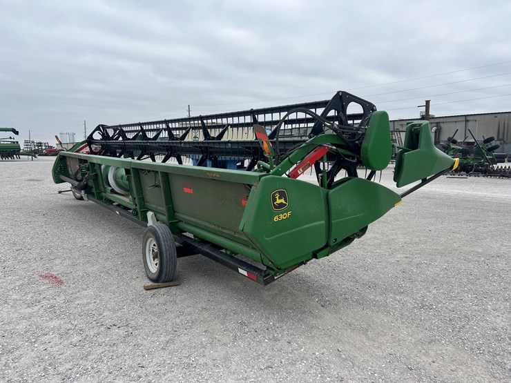 john-deere-630f-image-4