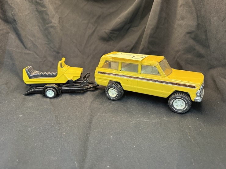 tonka-jeep-and-snowmobile-w/-trailer-image-1