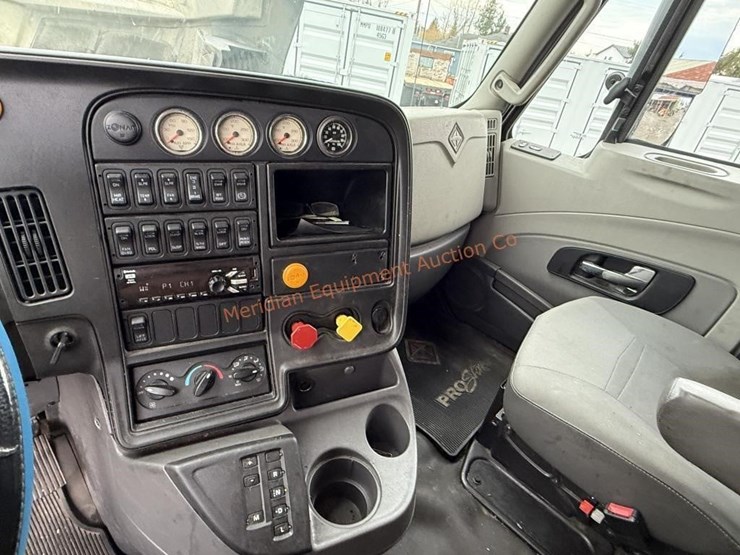 international-prostar-image-58