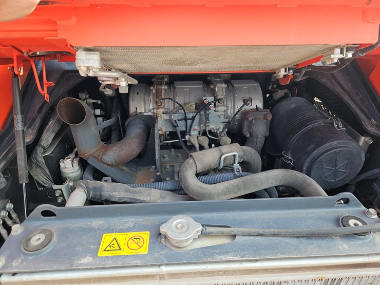 kubota-svl75-2-image-19