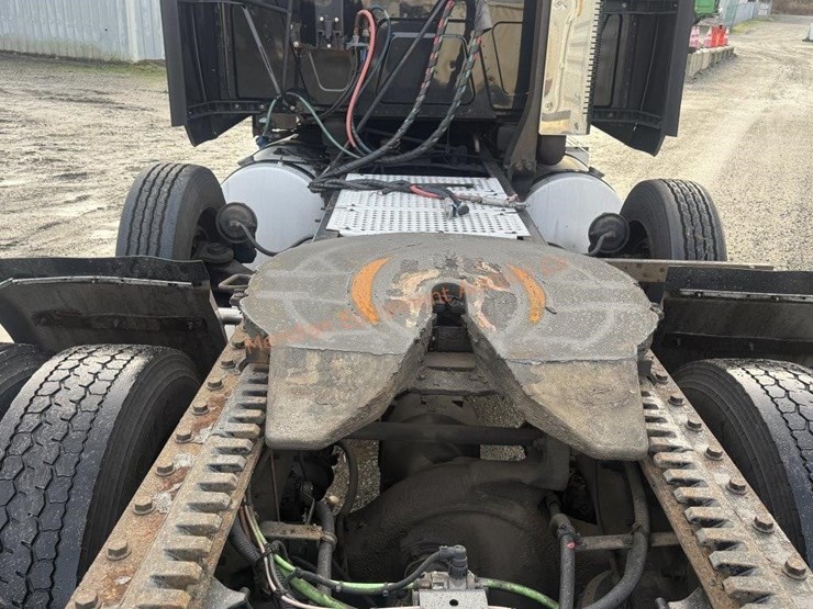 2017-international-prostar-image-23