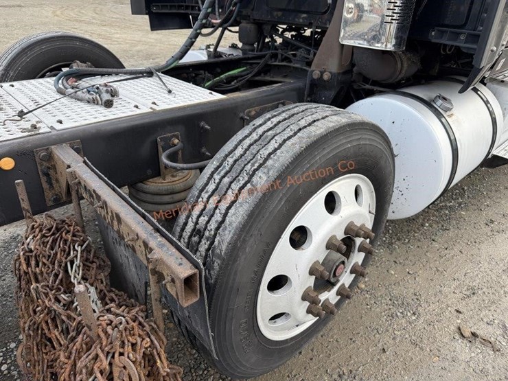 2017-international-prostar-image-17