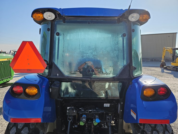 new-holland-t4.75-image-6