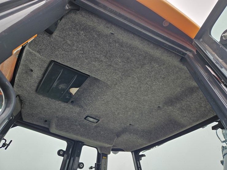 2019-deere-310l-image-20